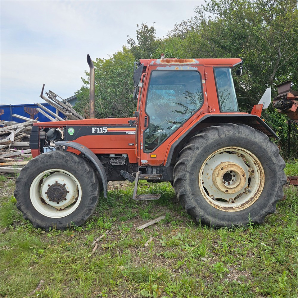 Fiat F115DT/FR - Traktor: gambar 2 Fiat F115DT/FR - Traktor: gambar 2