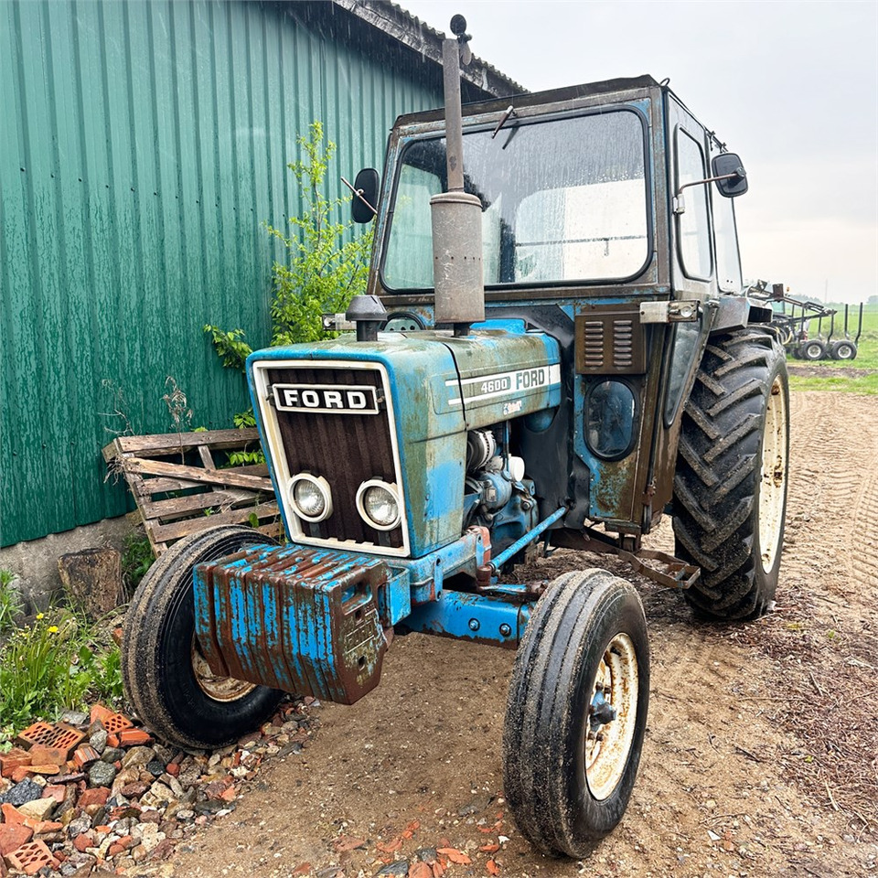 Ford 4600 - Traktor: gambar 2 Ford 4600 - Traktor: gambar 2