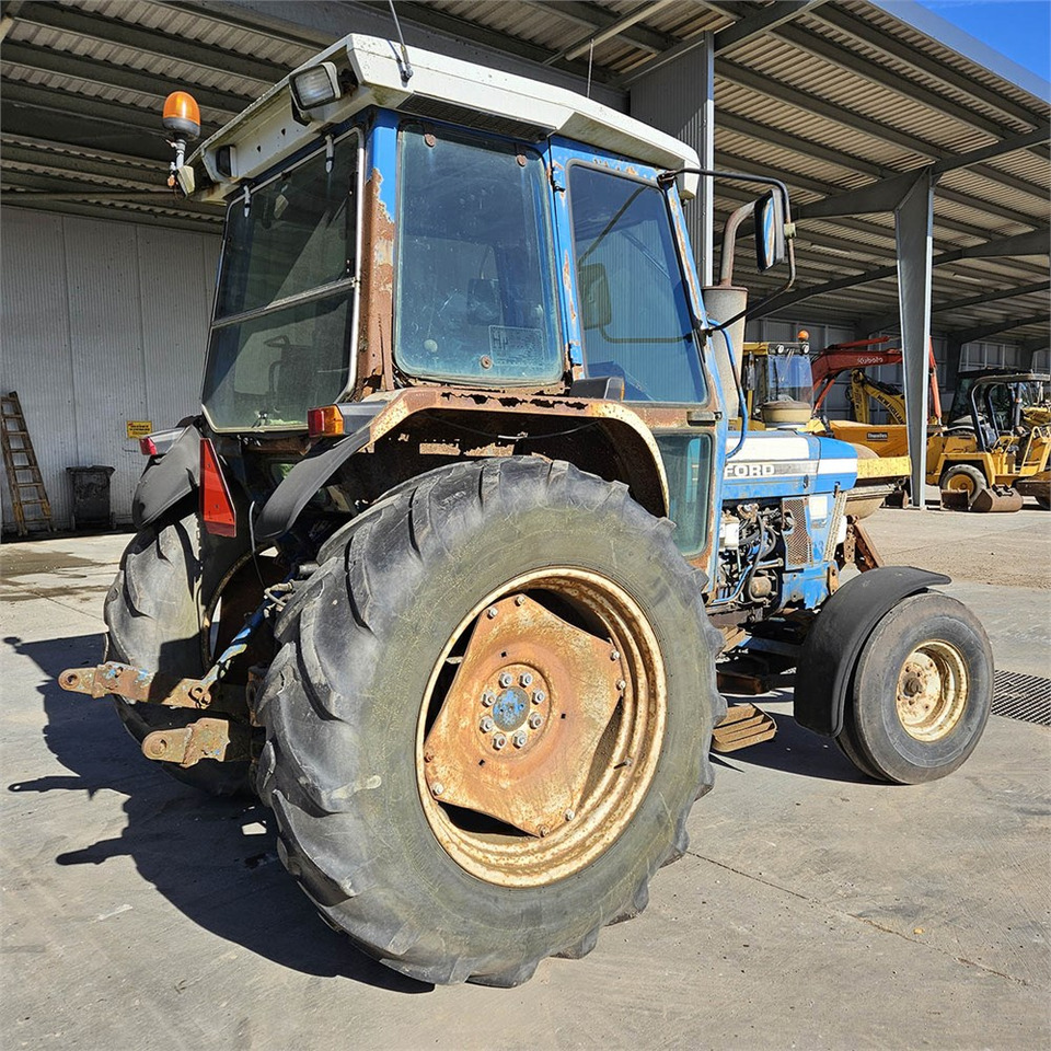 Ford 6810 - Traktor: gambar 5 Ford 6810 - Traktor: gambar 5