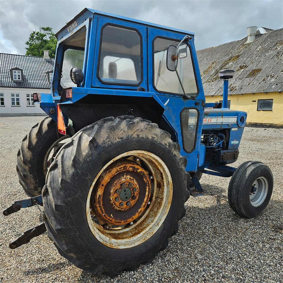 Ford 7000 - Traktor: gambar 5 Ford 7000 - Traktor: gambar 5
