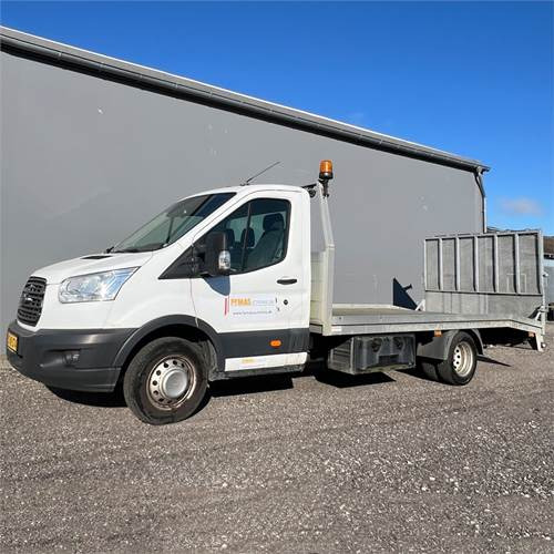 Ford Transit 2.0 Tdci - Truk flatbed: gambar 4 Ford Transit 2.0 Tdci - Truk flatbed: gambar 4