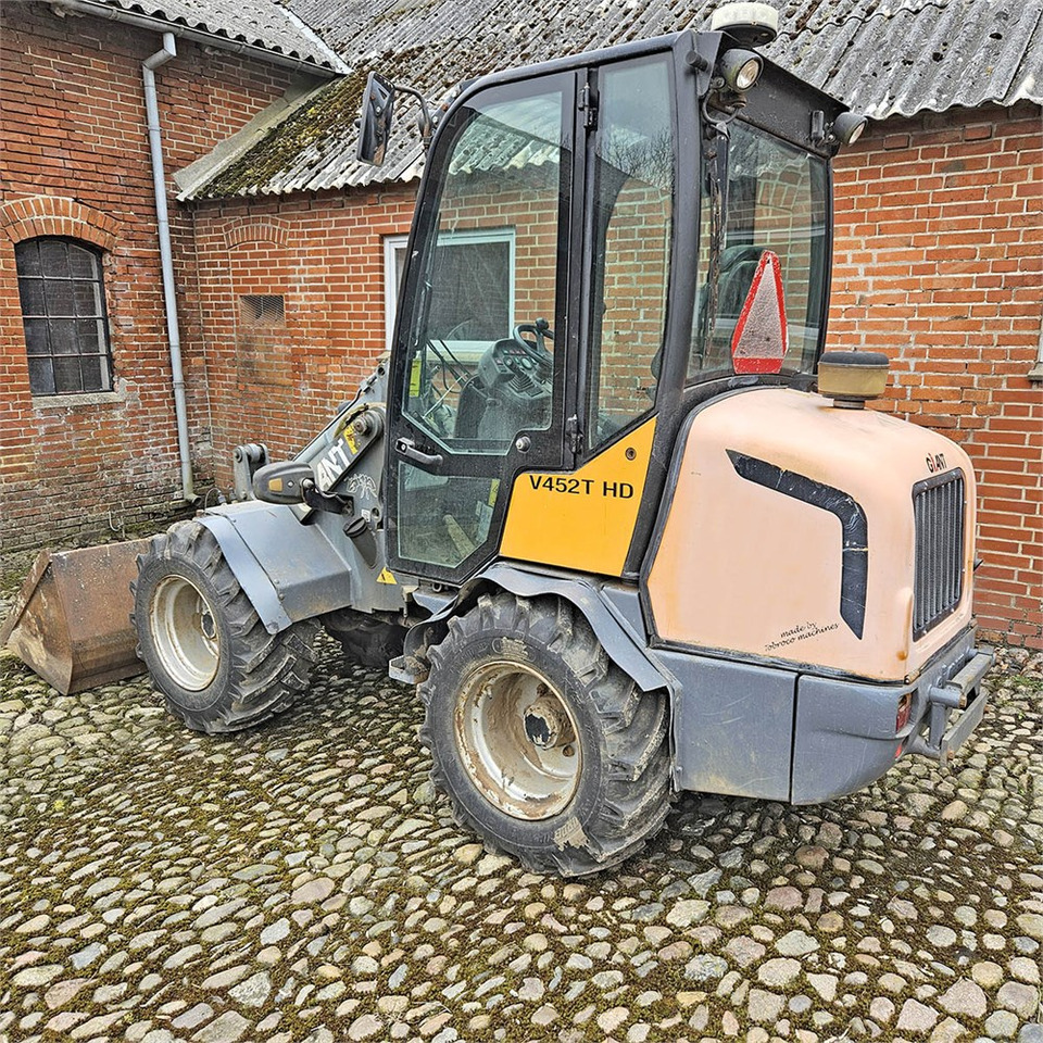 Giant V452T HD - Wheel loader: gambar 3 Giant V452T HD - Wheel loader: gambar 3