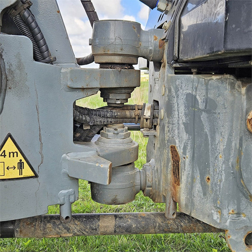 Wheel loader Giant V452T X-TRA HD: gambar 29