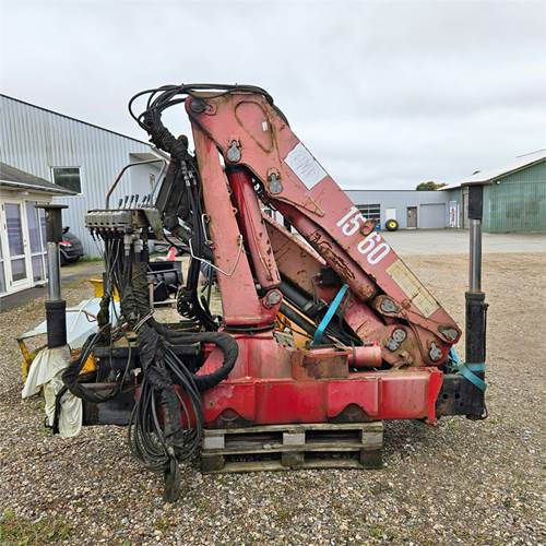 HMF 1560 - Derek pemuat: gambar 4 HMF 1560 - Derek pemuat: gambar 4