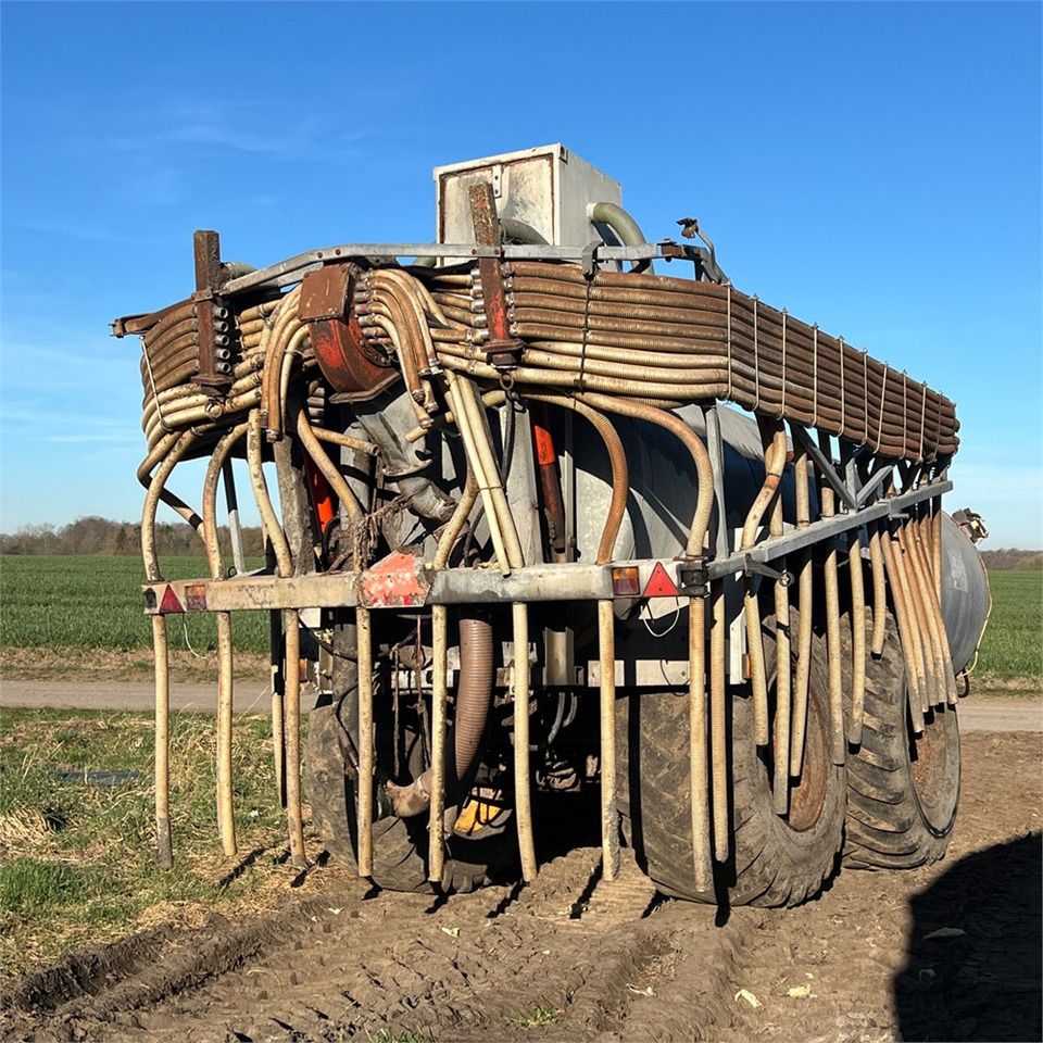 Harsø HV 615 - Peralatan pemupukan: gambar 2 Harsø HV 615 - Peralatan pemupukan: gambar 2