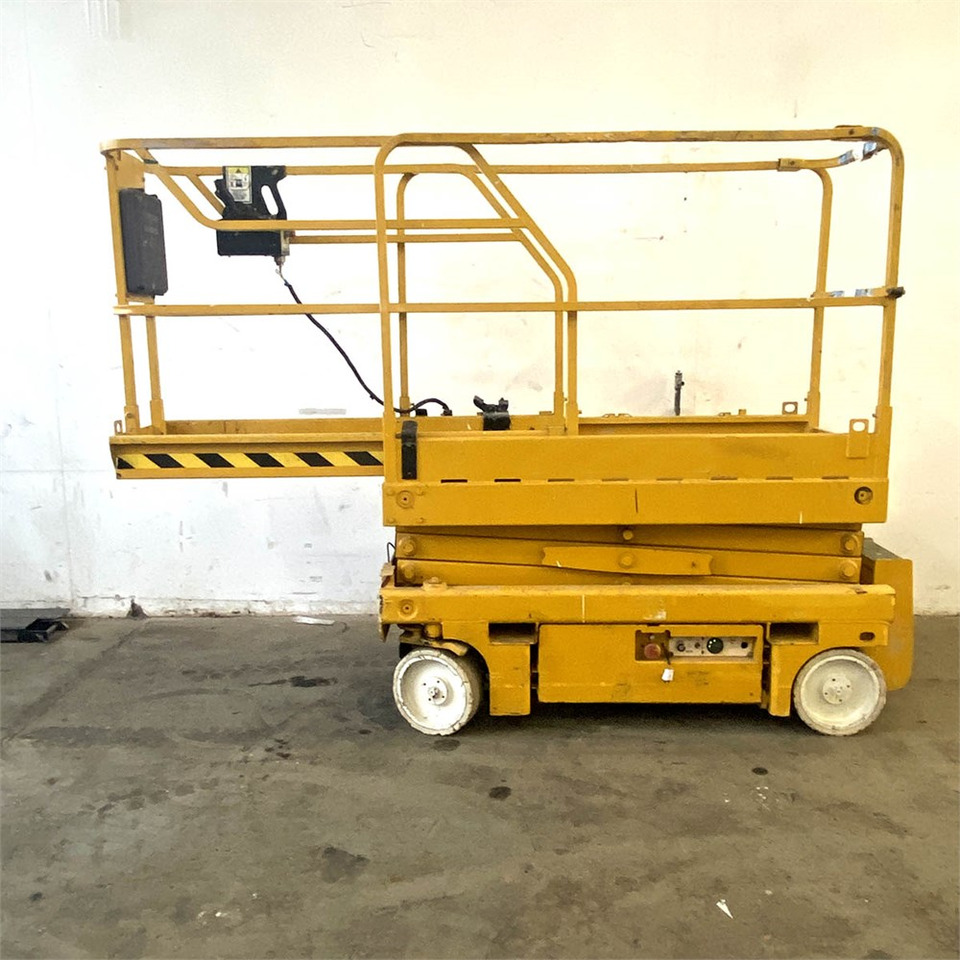 Haulotte Optimum 8 - Scissor lifts: gambar 1 Haulotte Optimum 8 - Scissor lifts: gambar 1