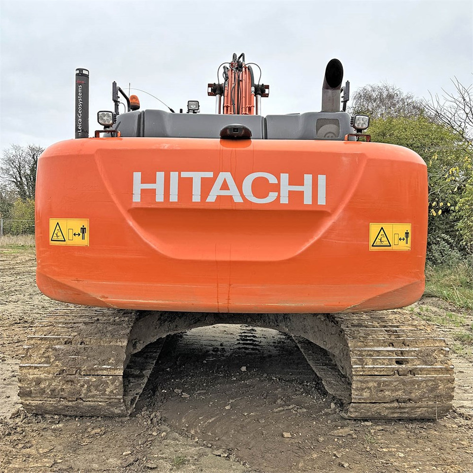 Hitachi ZX250 LC-6 - Ekskavator perayap: gambar 4 Hitachi ZX250 LC-6 - Ekskavator perayap: gambar 4