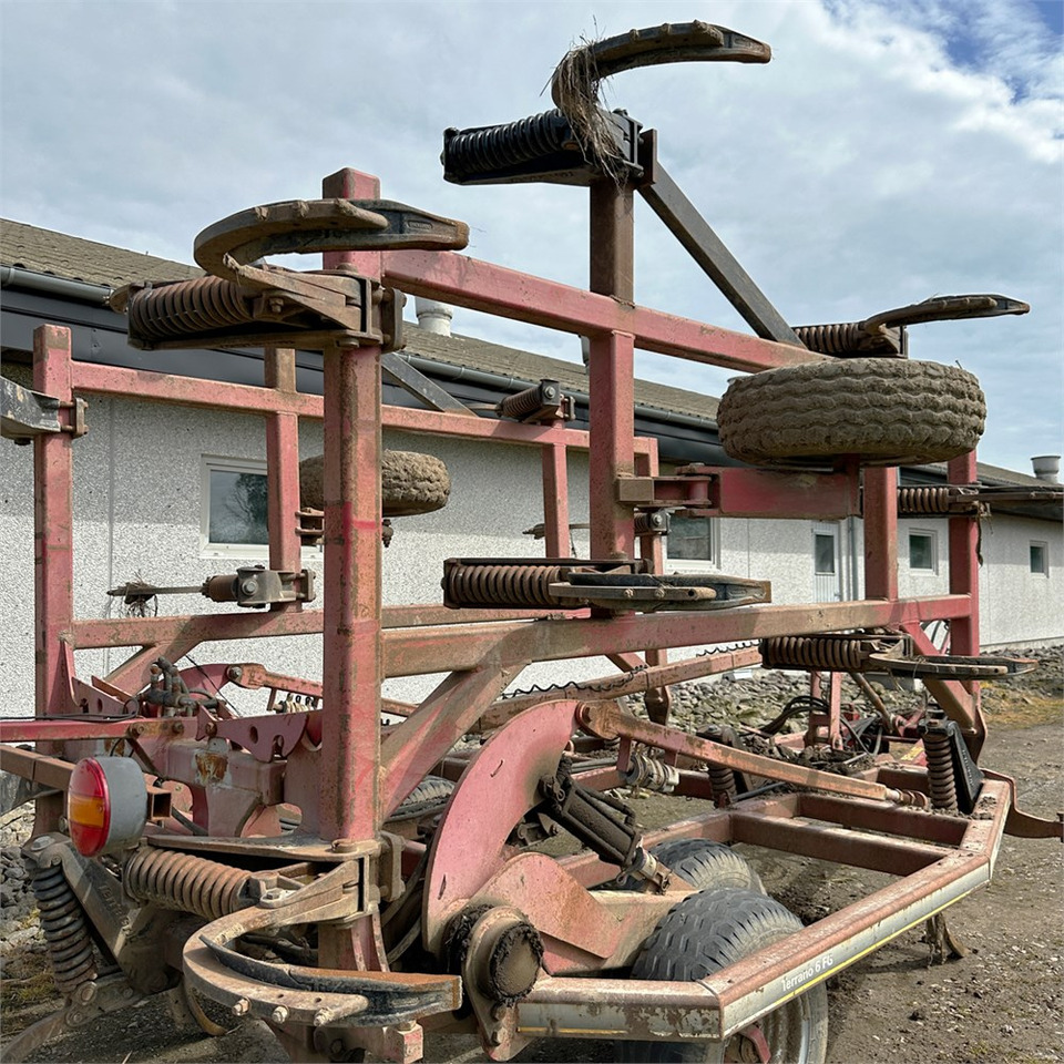 Horsch Terrano 6 FG - Petani: gambar 4 Horsch Terrano 6 FG - Petani: gambar 4