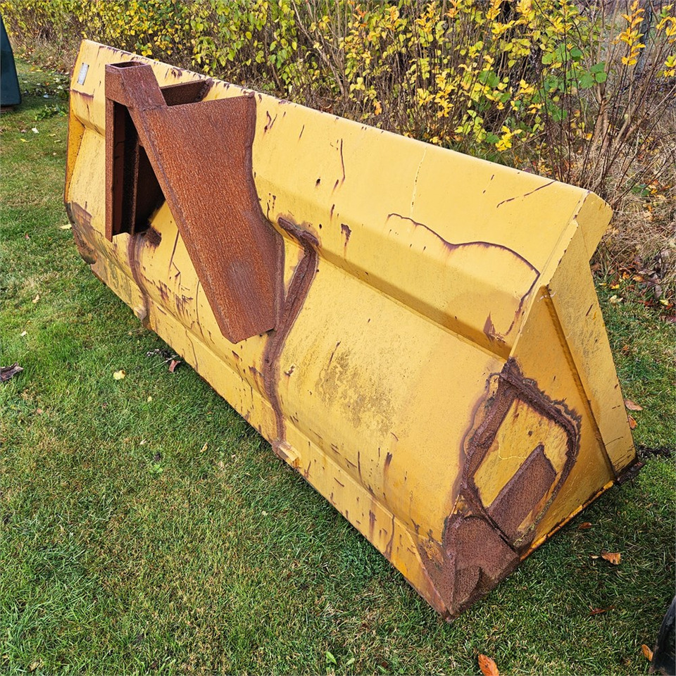 Hydrema L9H - Traktor: gambar 3 Hydrema L9H - Traktor: gambar 3