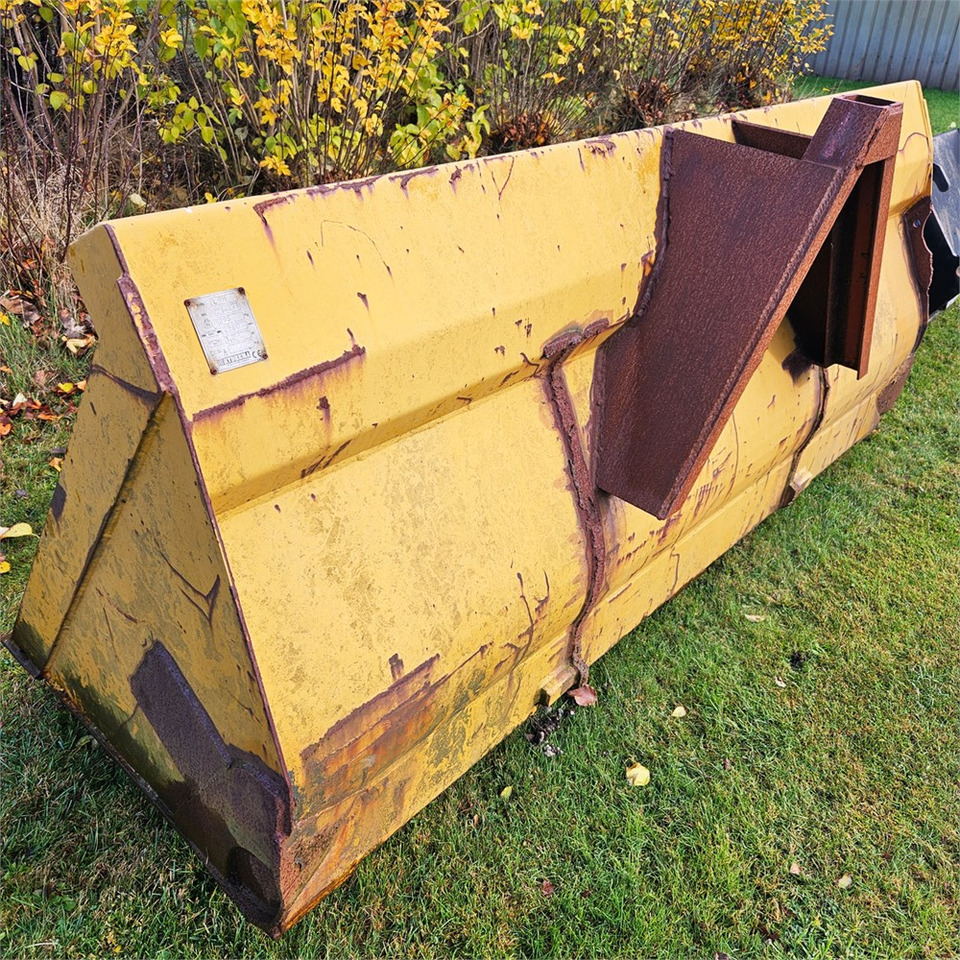 Hydrema L9H - Traktor: gambar 4 Hydrema L9H - Traktor: gambar 4