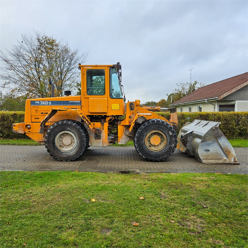 Hyundai HL740-3 - Wheel loader: gambar 5 Hyundai HL740-3 - Wheel loader: gambar 5