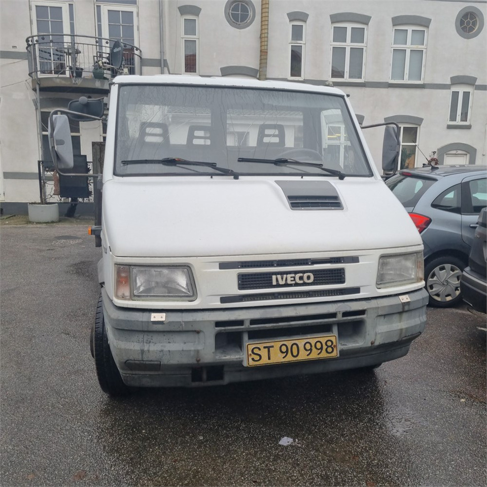 Truk flatbed Iveco Daily 50C13, 2,8 TD: gambar 8
