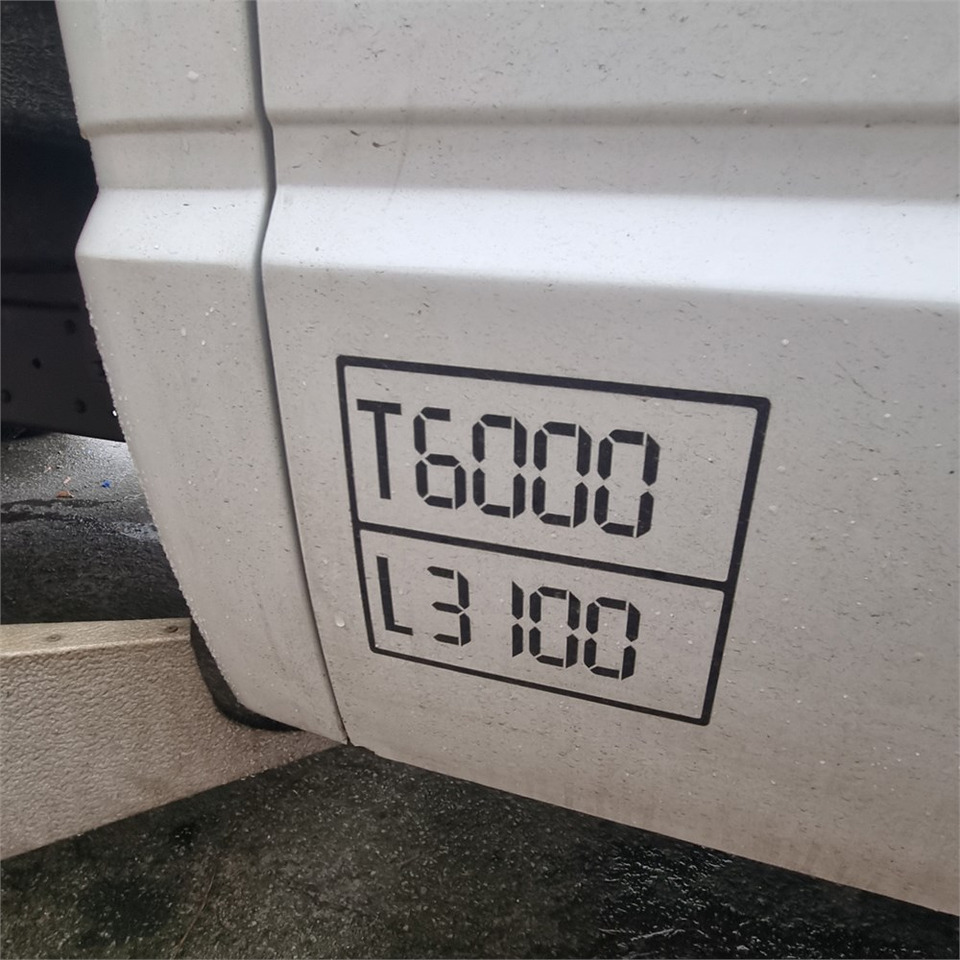 Truk flatbed Iveco Daily 50C13, 2,8 TD: gambar 36
