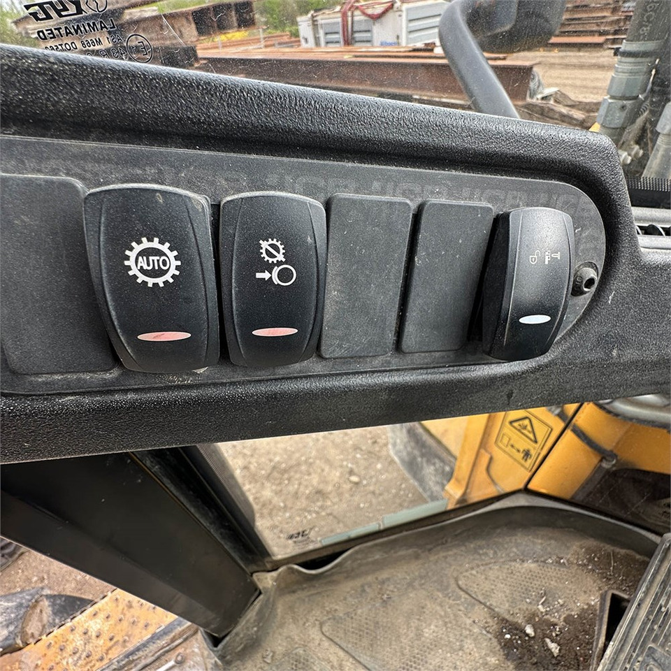 Wheel loader JCB 437 HT: gambar 21