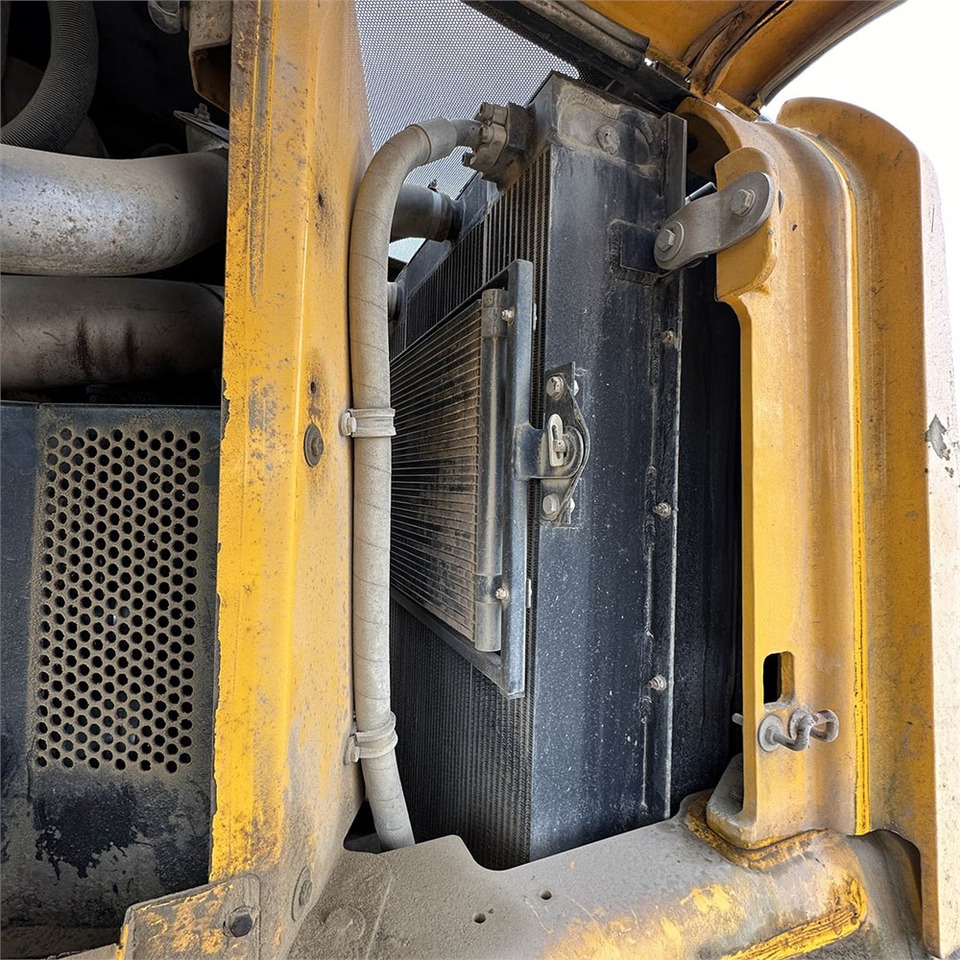 Wheel loader JCB 437 HT: gambar 25