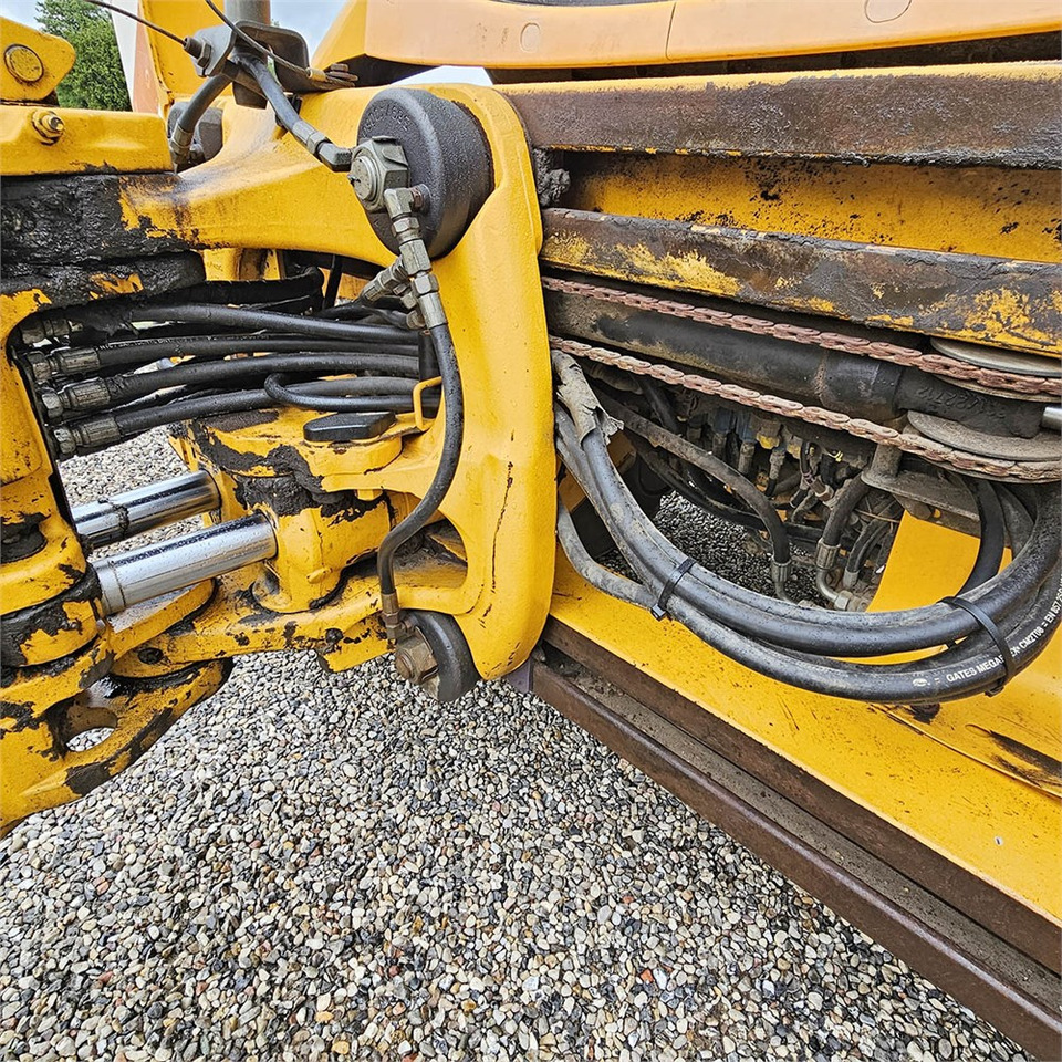 Backhoe loader JCB 4CX: gambar 36