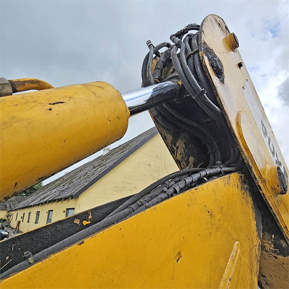 Backhoe loader JCB 4CX: gambar 41