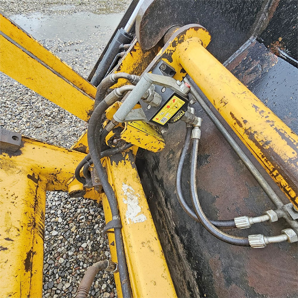 Backhoe loader JCB 4CX: gambar 29