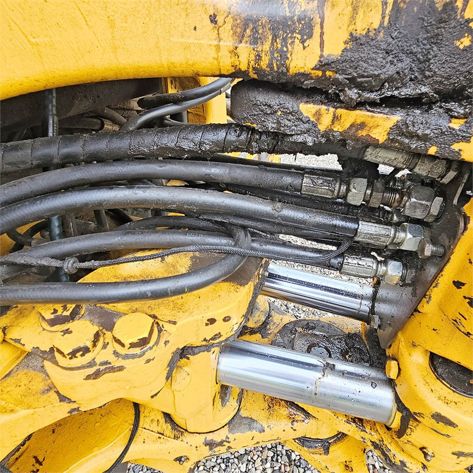 Backhoe loader JCB 4CX: gambar 35