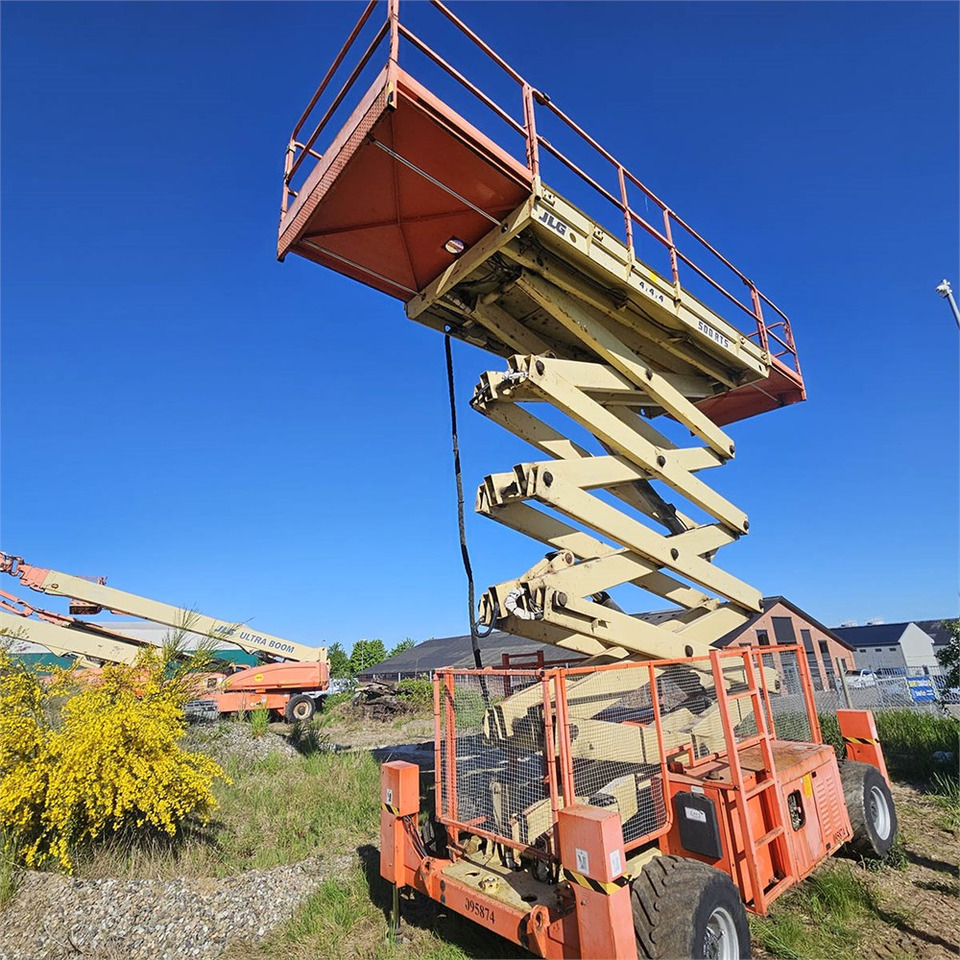 JLG 500 - RTS - Scissor lifts: gambar 2 JLG 500 - RTS - Scissor lifts: gambar 2