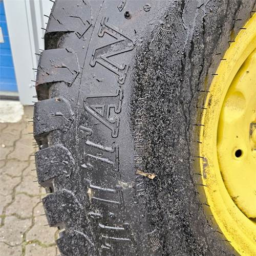 John Deere 2 styk - Traktor: gambar 4 John Deere 2 styk - Traktor: gambar 4