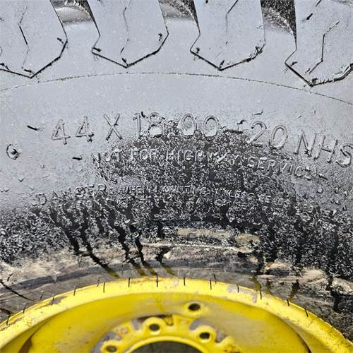 John Deere 2 styk - Traktor: gambar 3 John Deere 2 styk - Traktor: gambar 3