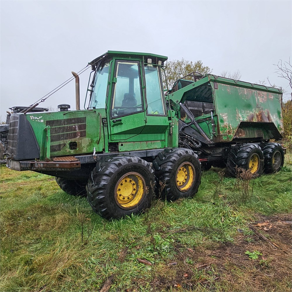 John Deere 500 III - Forwarder: gambar 1 John Deere 500 III - Forwarder: gambar 1