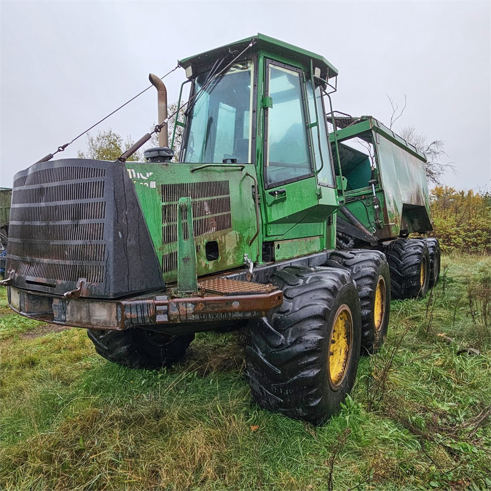 John Deere 500 III - Forwarder: gambar 2 John Deere 500 III - Forwarder: gambar 2