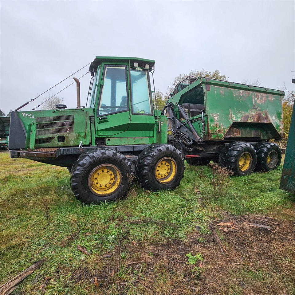 John Deere 500 III - Forwarder: gambar 3 John Deere 500 III - Forwarder: gambar 3