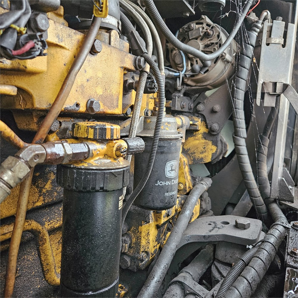 Forwarder John Deere 500 III: gambar 32