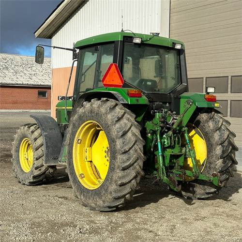 John Deere 6300 - Traktor: gambar 3 John Deere 6300 - Traktor: gambar 3