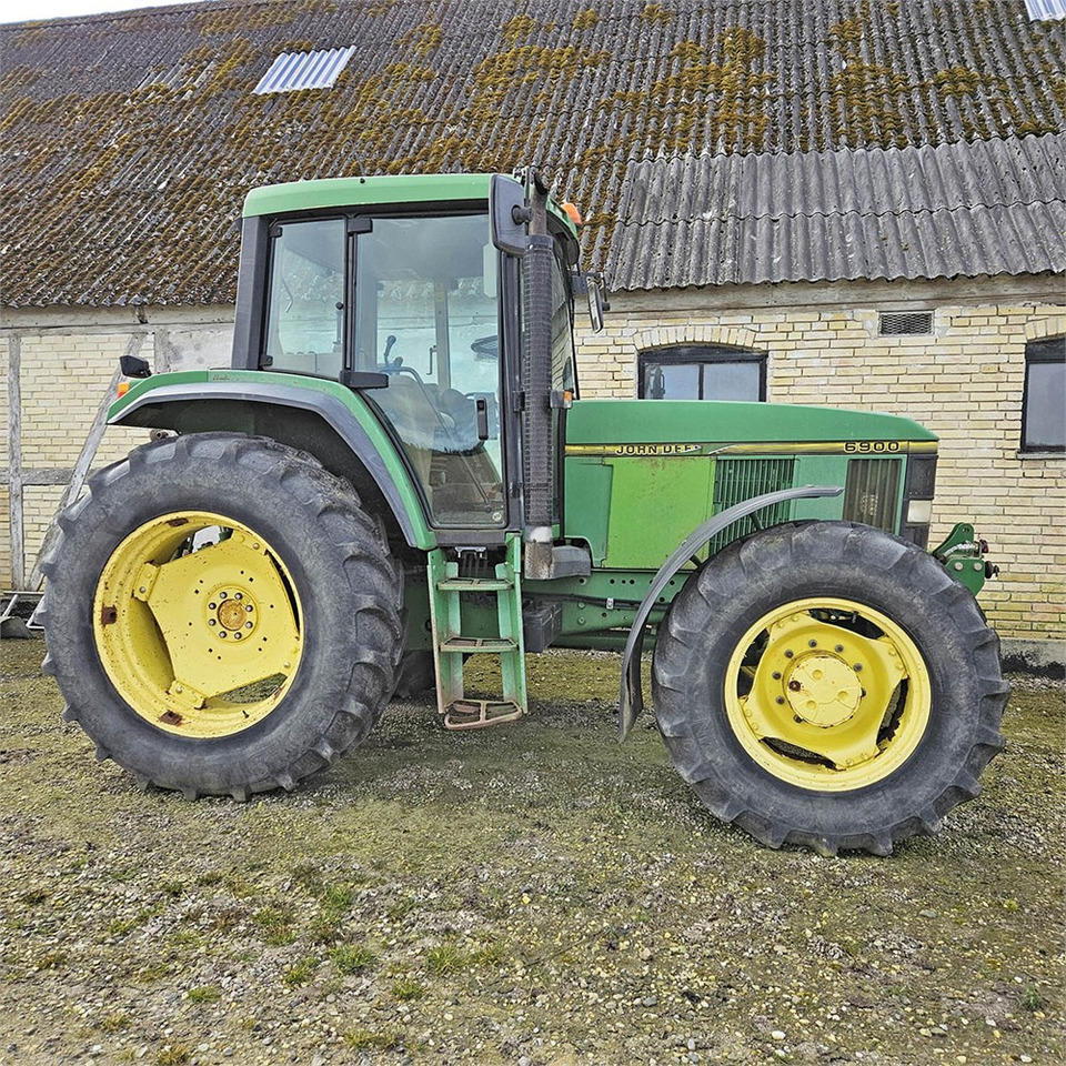 John Deere 6900 - Traktor: gambar 2 John Deere 6900 - Traktor: gambar 2