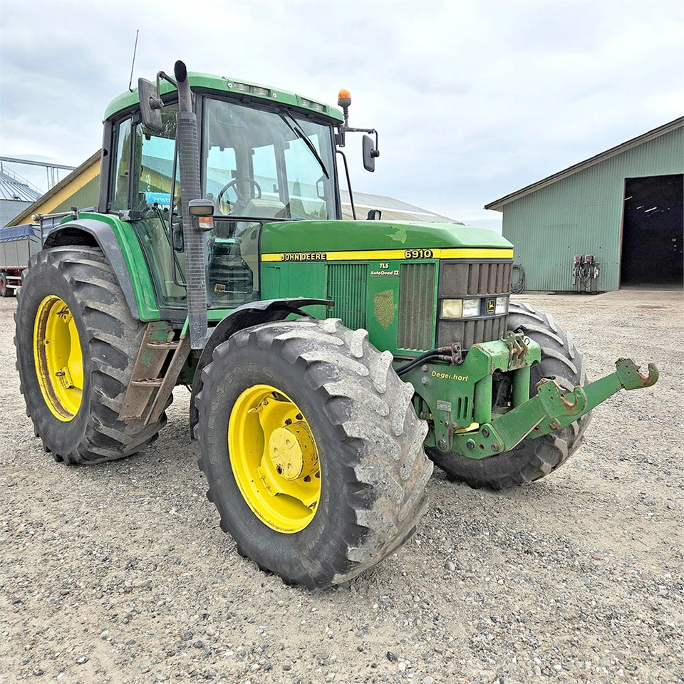 John Deere 6910 - Traktor: gambar 5 John Deere 6910 - Traktor: gambar 5