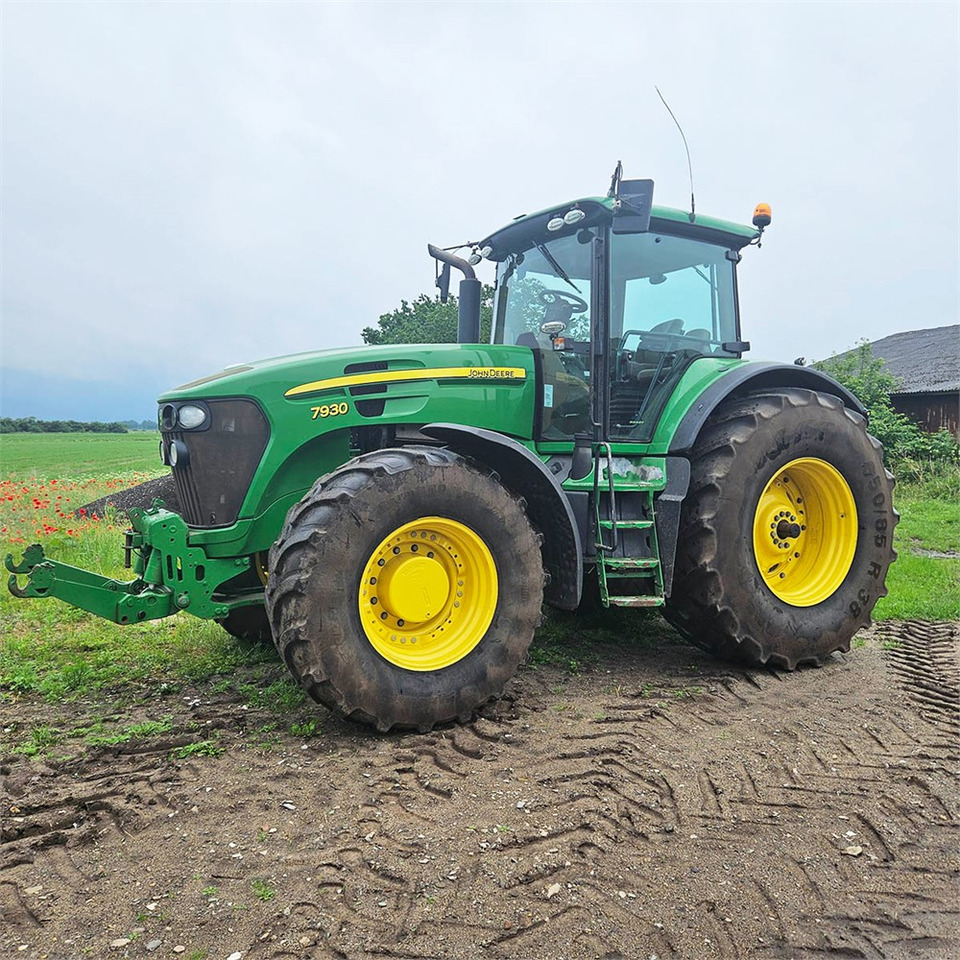 John Deere 7930 - Traktor: gambar 1 John Deere 7930 - Traktor: gambar 1