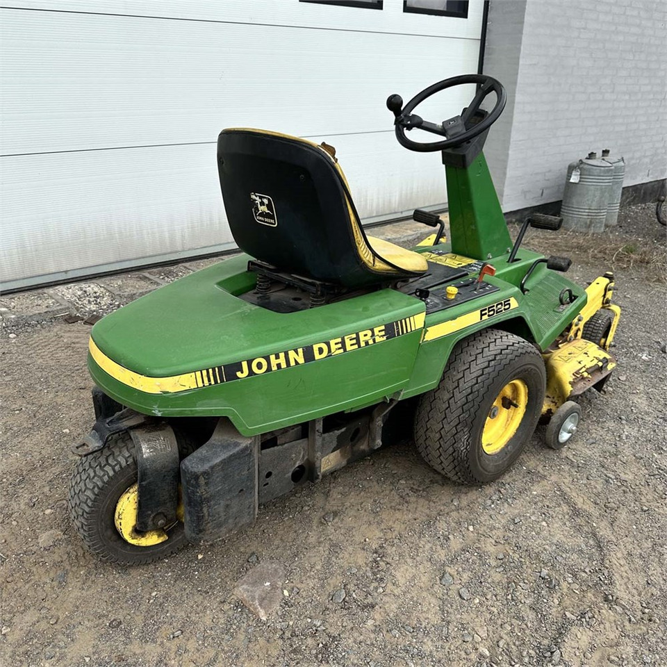 John Deere F525 FM - Mesin pemotong rumput: gambar 5 John Deere F525 FM - Mesin pemotong rumput: gambar 5