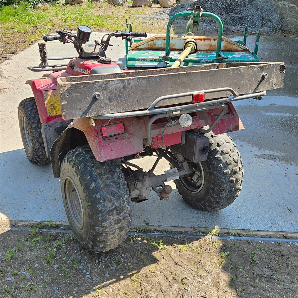 Kawasaki KLF 250 - ATV: gambar 4 Kawasaki KLF 250 - ATV: gambar 4