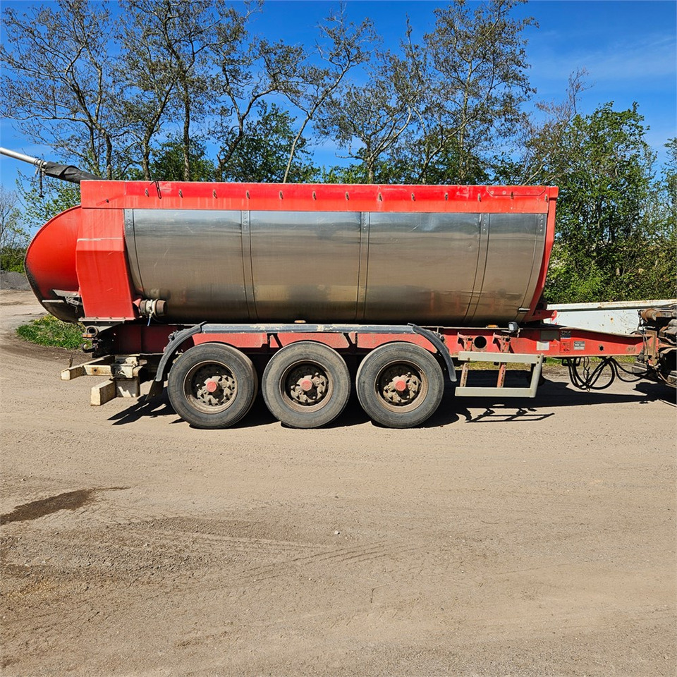 Kel-Berg THKM24 - Trailer jungkit: gambar 2 Kel-Berg THKM24 - Trailer jungkit: gambar 2