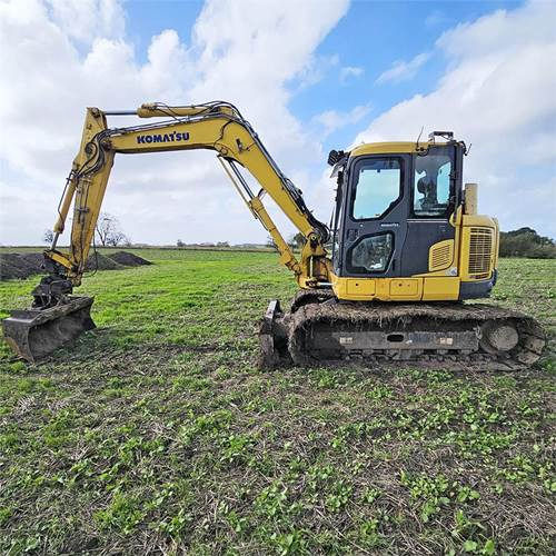 Komatsu FC118 MR-8 - Ekskavator perayap: gambar 1 Komatsu FC118 MR-8 - Ekskavator perayap: gambar 1