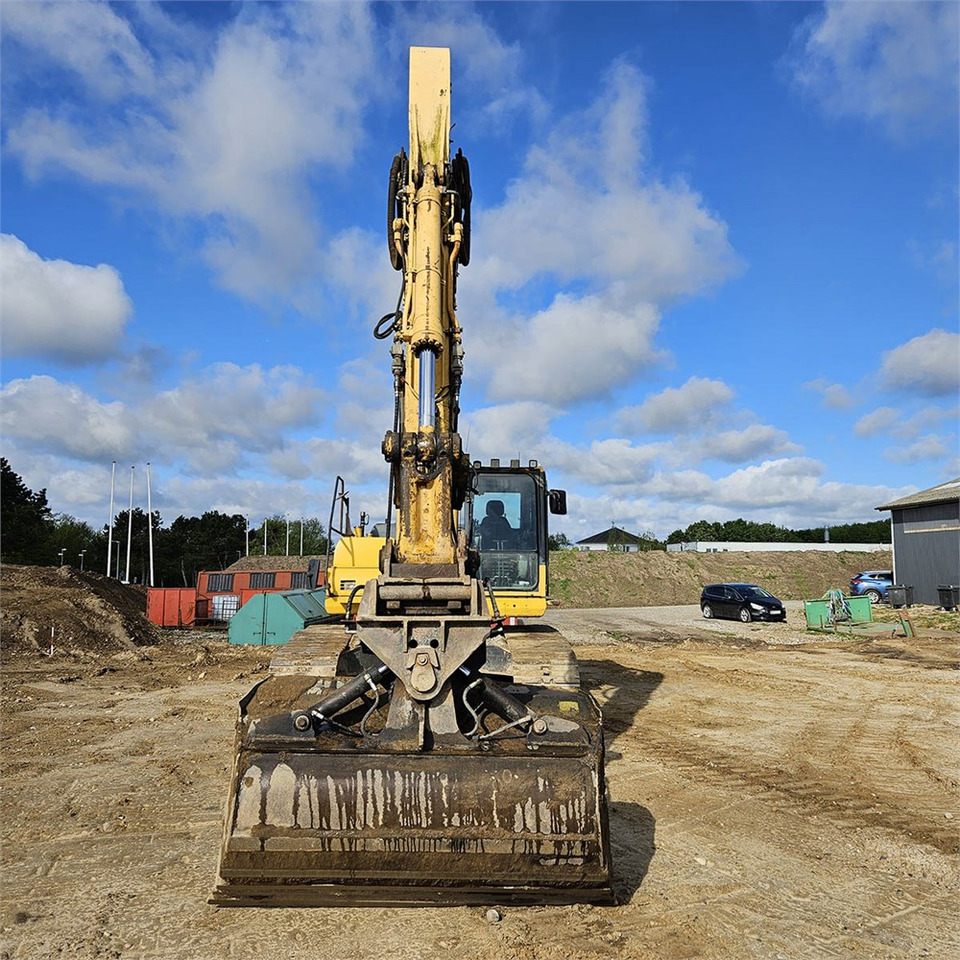 Ekskavator perayap Komatsu PC240 LC-8: gambar 8