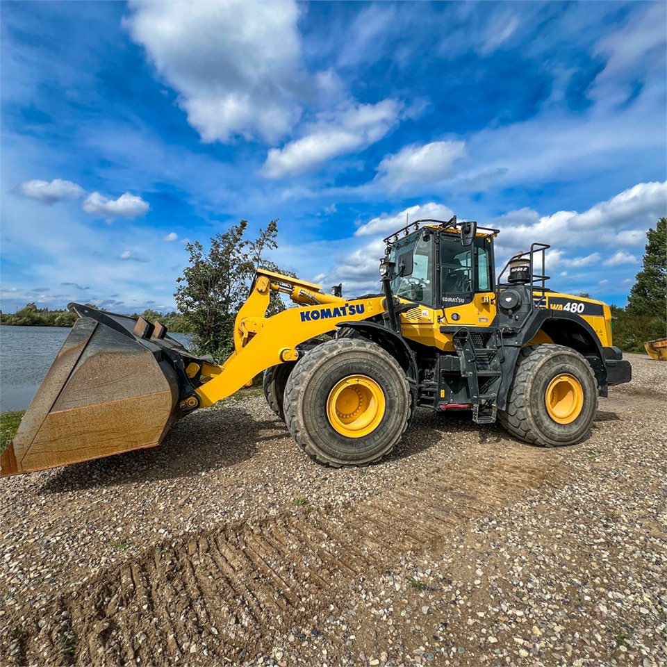 Komatsu WA480-8 - Wheel loader: gambar 2 Komatsu WA480-8 - Wheel loader: gambar 2