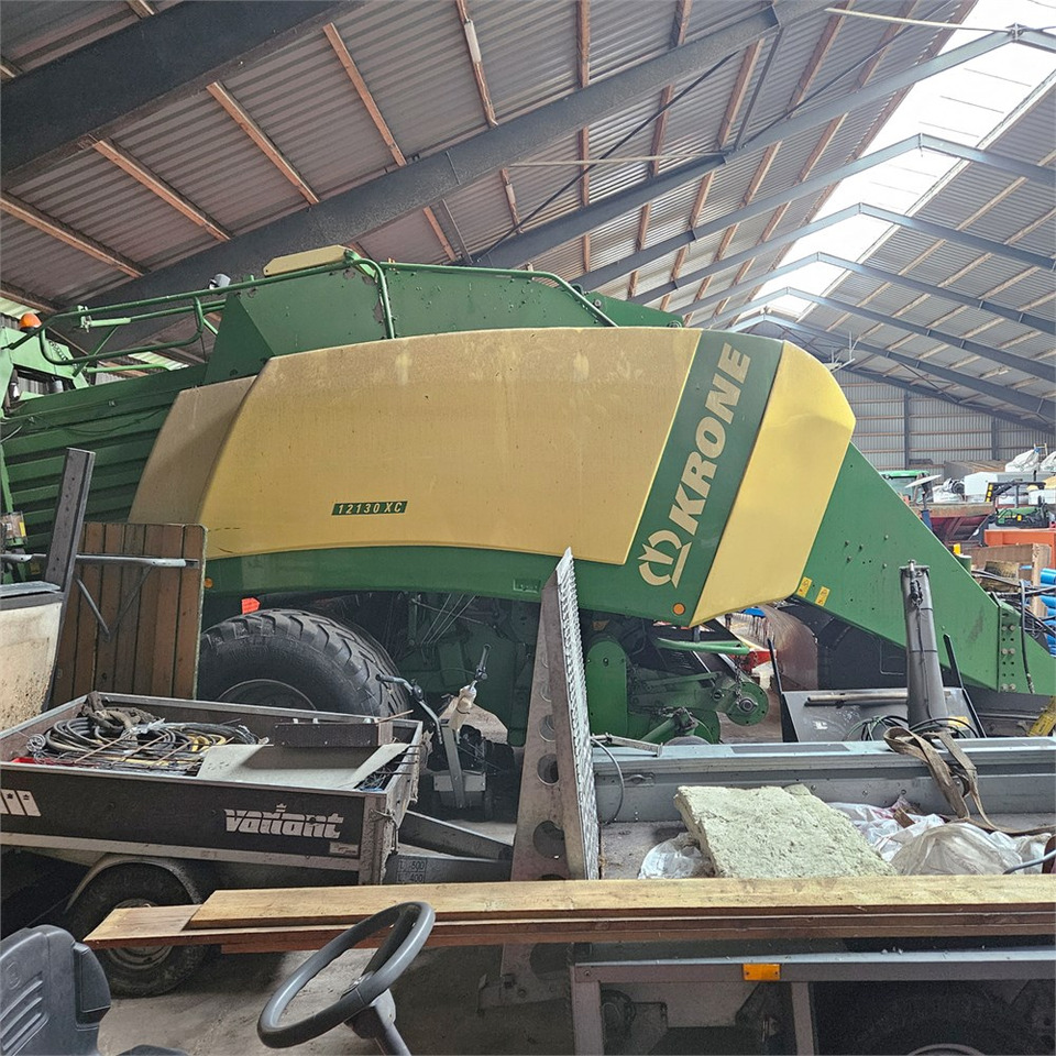 Krone Big Pack 12130 - Peralatan untuk pembuatan jerami: gambar 1 Krone Big Pack 12130 - Peralatan untuk pembuatan jerami: gambar 1