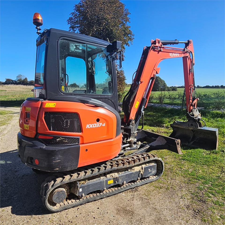 Kubota KX037-4 - Ekskavator mini: gambar 4 Kubota KX037-4 - Ekskavator mini: gambar 4