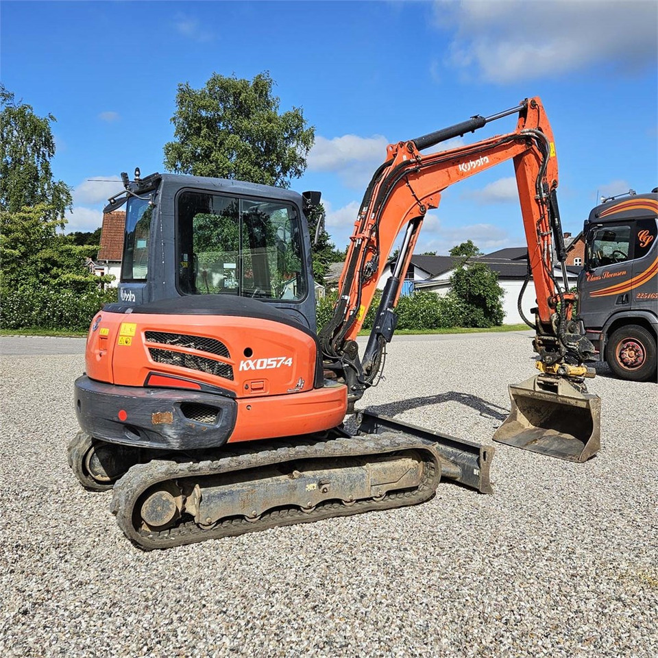 Ekskavator mini Kubota KX057-4: gambar 6
