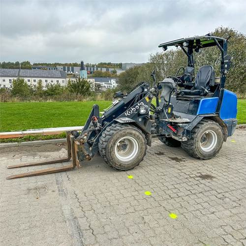 Kubota RT 260-2 - Wheel loader: gambar 1 Kubota RT 260-2 - Wheel loader: gambar 1
