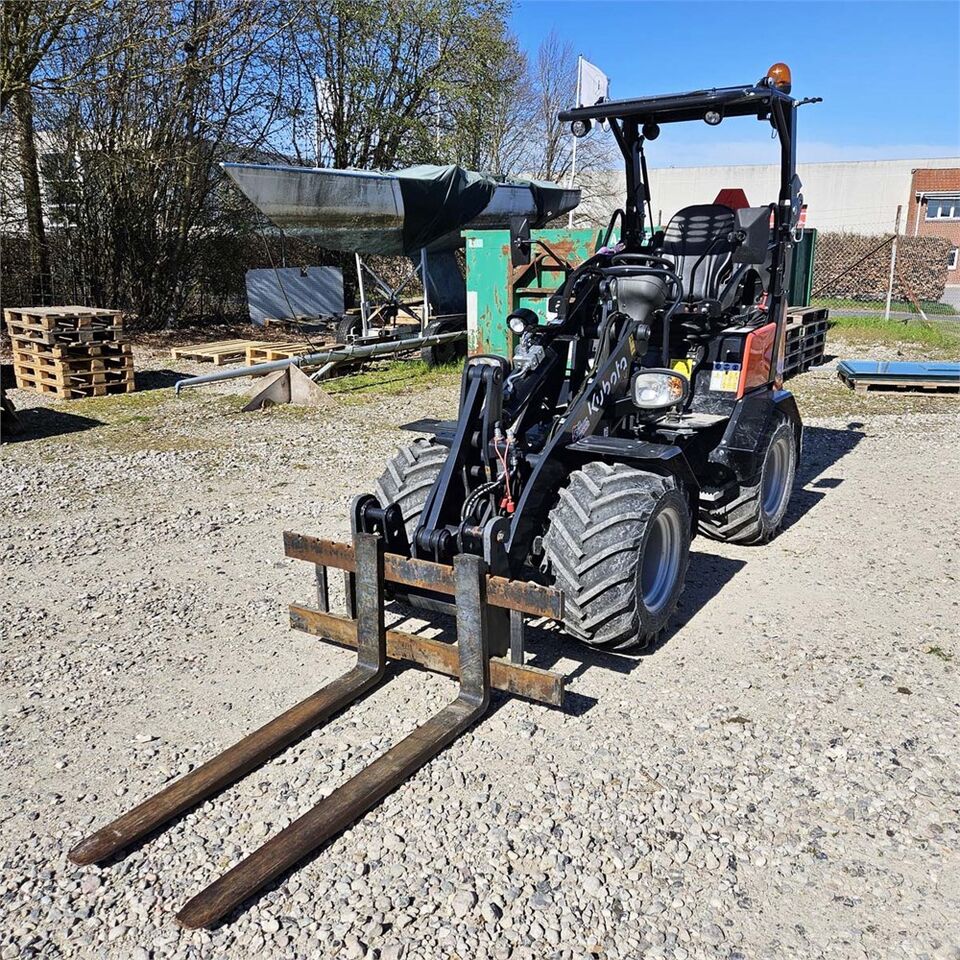 Kubota RT220-2 - Skid steer: gambar 2 Kubota RT220-2 - Skid steer: gambar 2