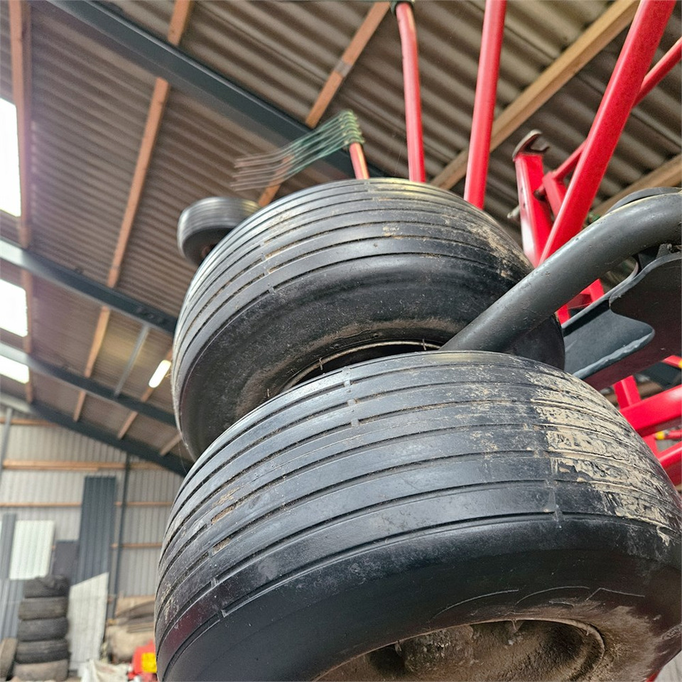 Peralatan untuk pembuatan jerami Kverneland 9590C: gambar 29