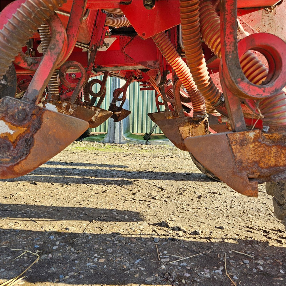 Peralatan menabur Kverneland Optima E-drive 8: gambar 42