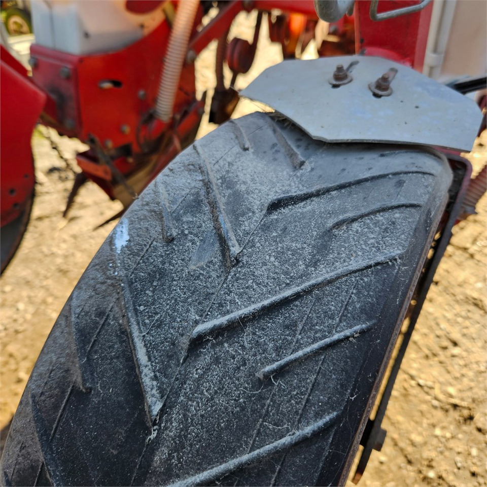 Peralatan menabur Kverneland Optima E-drive 8: gambar 23