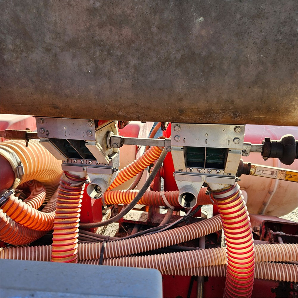 Peralatan menabur Kverneland Optima E-drive 8: gambar 14