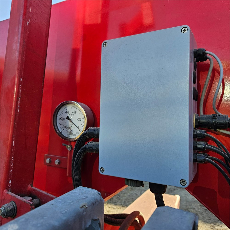 Peralatan menabur Kverneland Optima E-drive 8: gambar 16